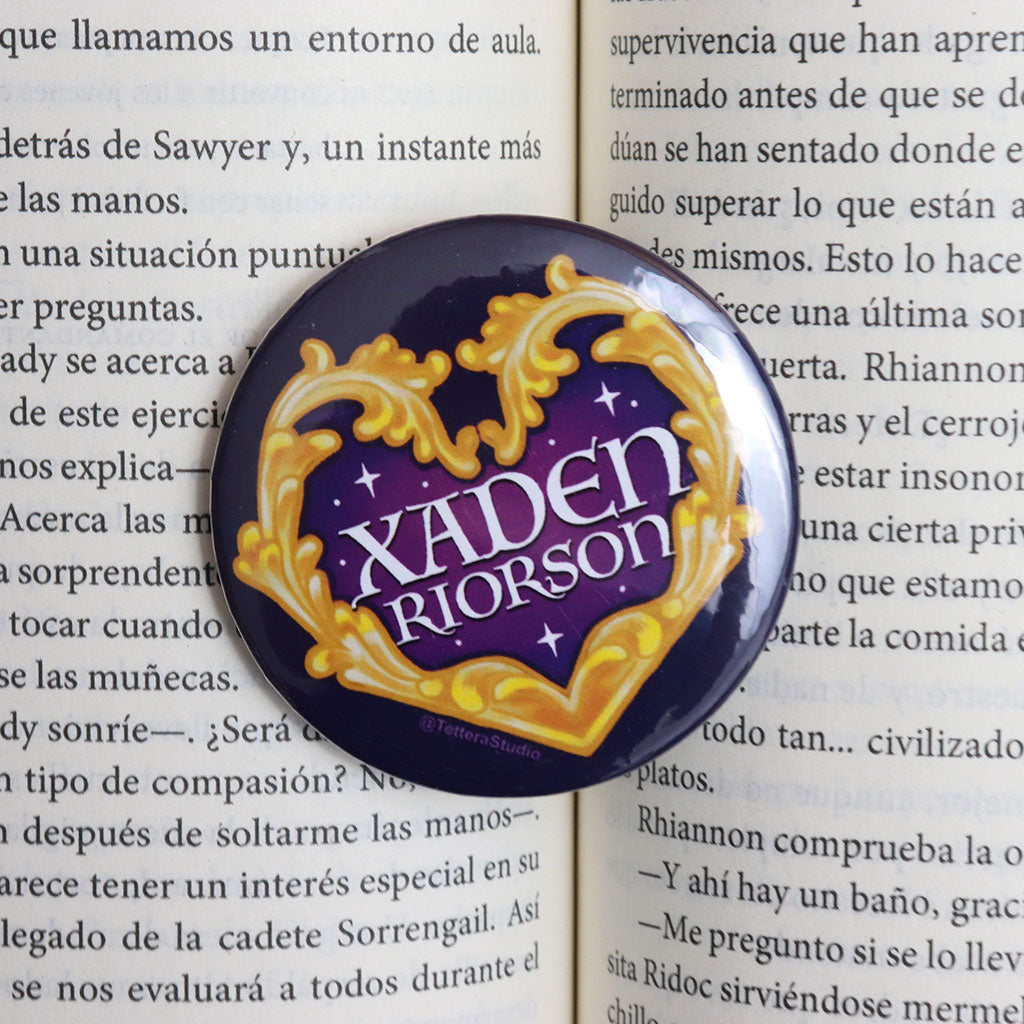 🖤 Botón Literario – Corazón Xaden Riorson | Inspirado en Alas de Sangre ⚔️🔥 - TetteraStudio