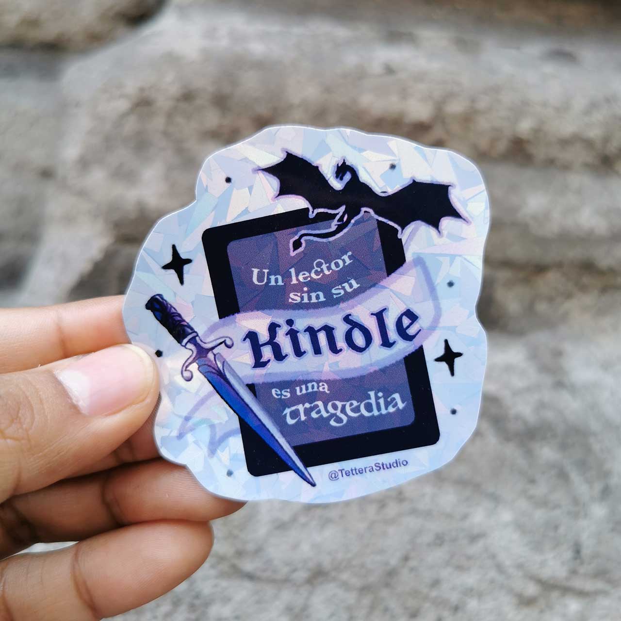 Stickers Holográficos – Fanart Inspirado en la Saga Alas de Sangre - TetteraStudio